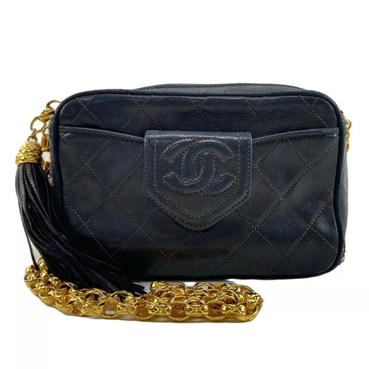 Auth CHANEL Matelasse - Black Lambskin Shoulder Bag Gold hardware