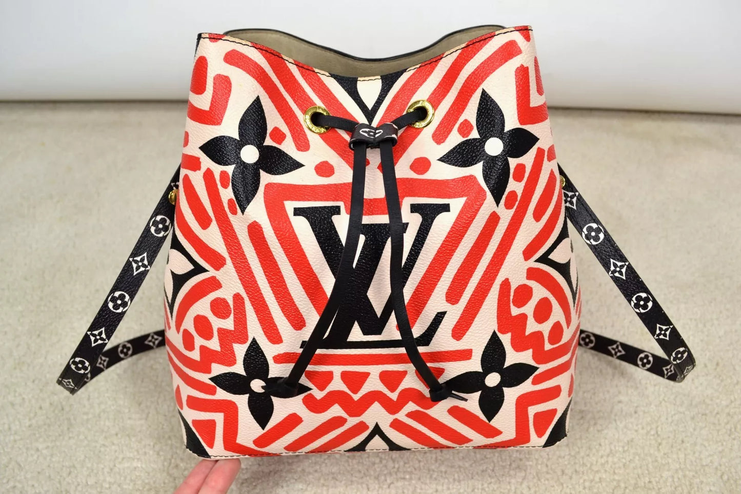 Louis Vuitton Neonoe MM Giant Monogram Red Black Hobo Shoulder Bag Handbag Purse