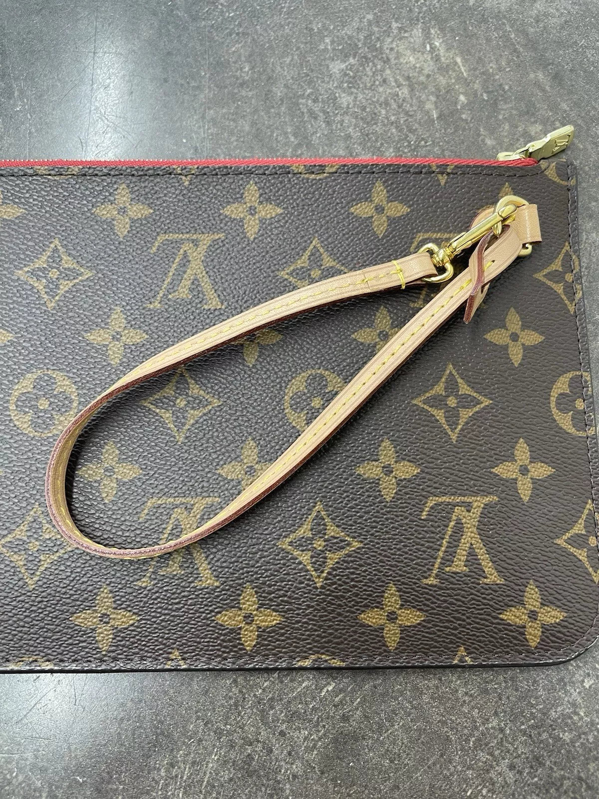 LOUIS VUITTON Neverfull Monogram MM Red Pochette