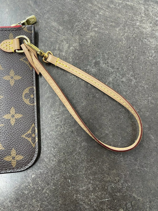 LOUIS VUITTON Neverfull Monogram MM Red Pochette